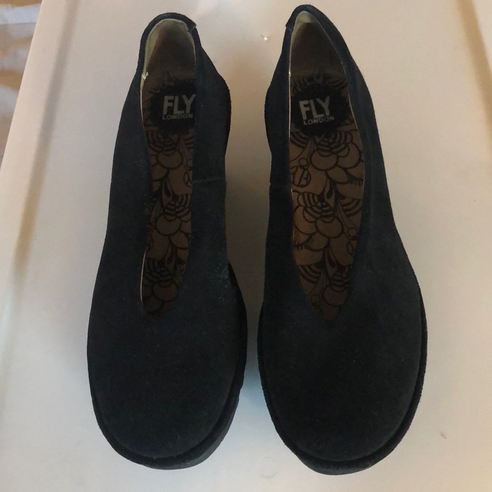 FLY London Women's Yaz Wedge Pump